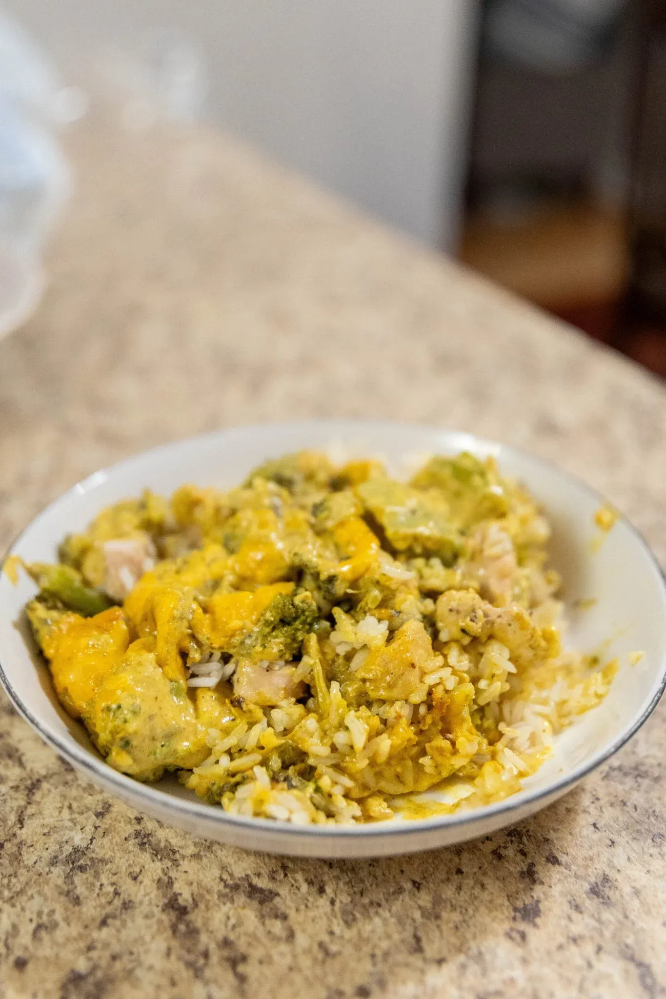 This chicken, broccoli, and rice casserole with curry is one of those easy dinners that somehow everyone actually eats. Using canned chicken keeps prep quick, while the curry adds just enough flavor without being overwhelming. It’s simple to throw together, works great as a make-ahead meal, and freezes beautifully for those nights when you just can’t deal with cooking from scratch.