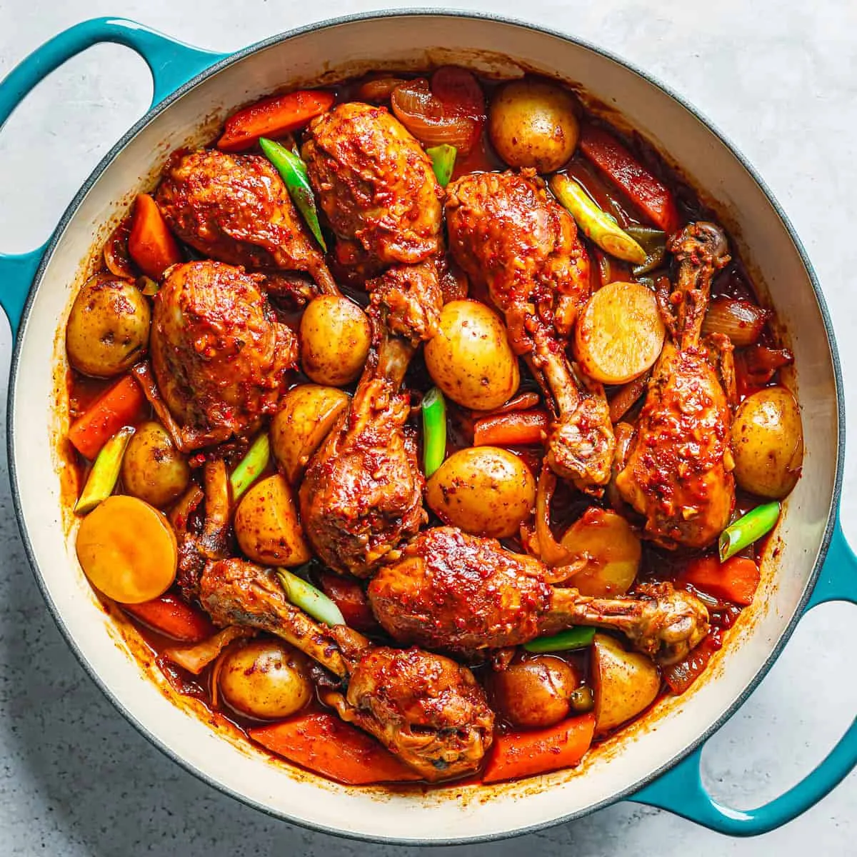 If you haven’t tried dakbokkeumtang yet, you’re in for such a treat. This Korean classic is warm, cozy, and packed with bold, deeply satisfying flavours — the kind that feel like a food hug on a chilly day. Tender chicken simmers in a spicy, savoury broth with potatoes and veggies, creating a stew that’s hearty, comforting, and totally unforgettable. One bowl and you’ll get why it’s a staple in so many Korean homes.